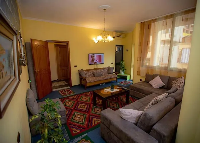 Cosy Appartement In Tirana